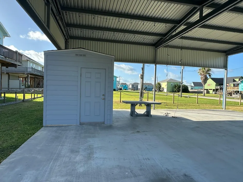 966 Clara Street Crystal Beach, TX 77650