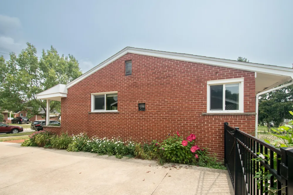 4642 Audubon Drive Warren, MI 48092