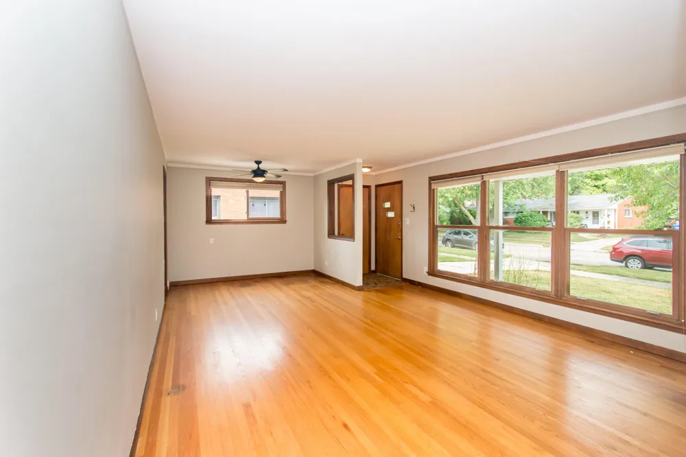 4642 Audubon Drive Warren, MI 48092