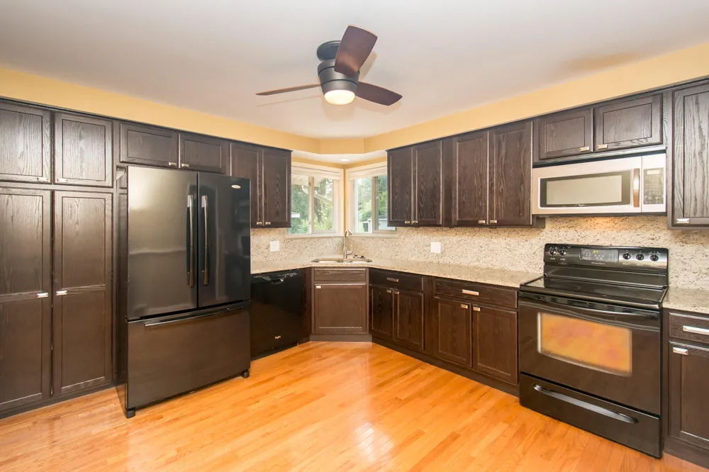 4642 Audubon Drive Warren, MI 48092