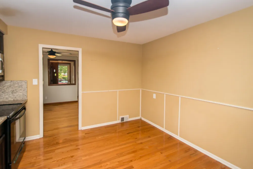 4642 Audubon Drive Warren, MI 48092