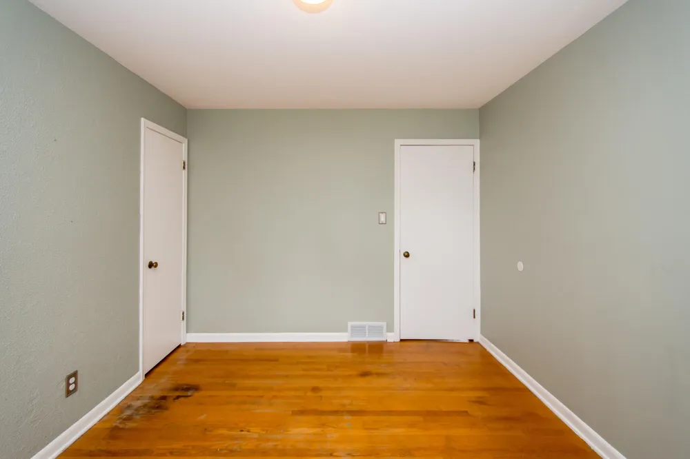 4642 Audubon Drive Warren, MI 48092