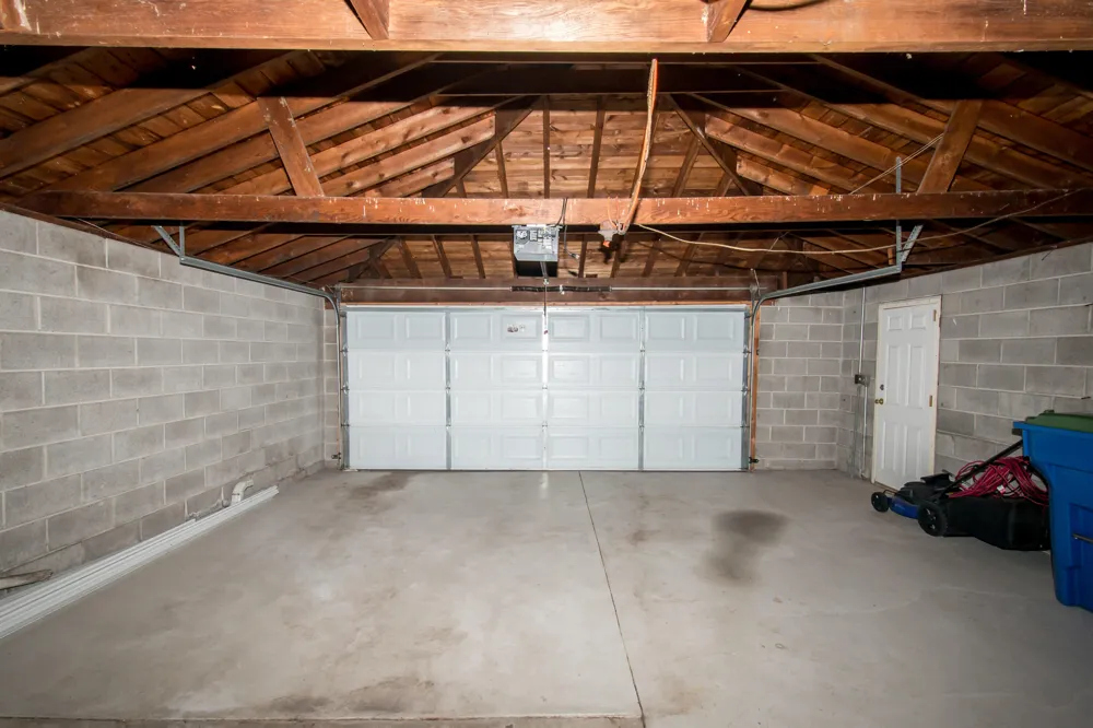 4642 Audubon Drive Warren, MI 48092