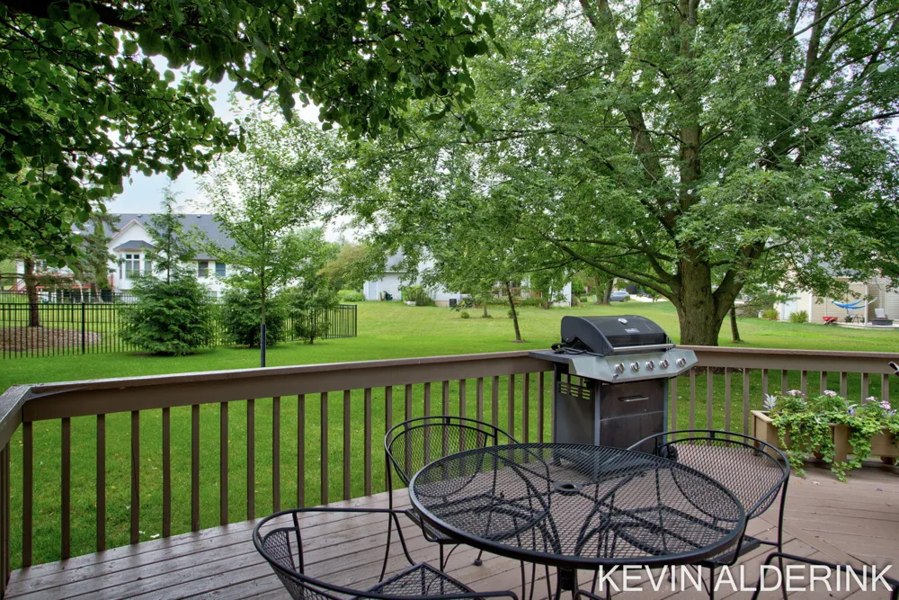 1305 Augusta Court W Holland, MI 49423