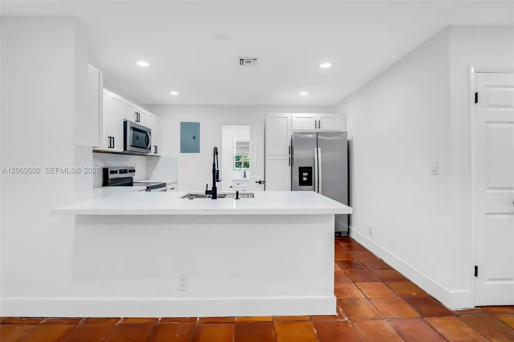 850 SW 12th Ct #850 Fort Lauderdale, FL 33315