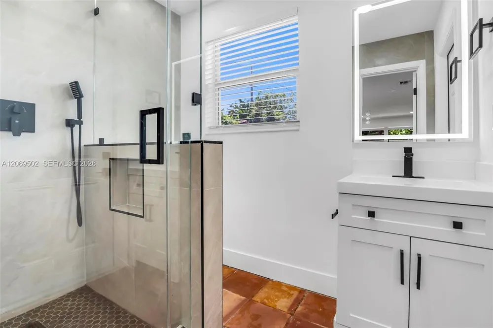 850 SW 12th Ct #850 Fort Lauderdale, FL 33315