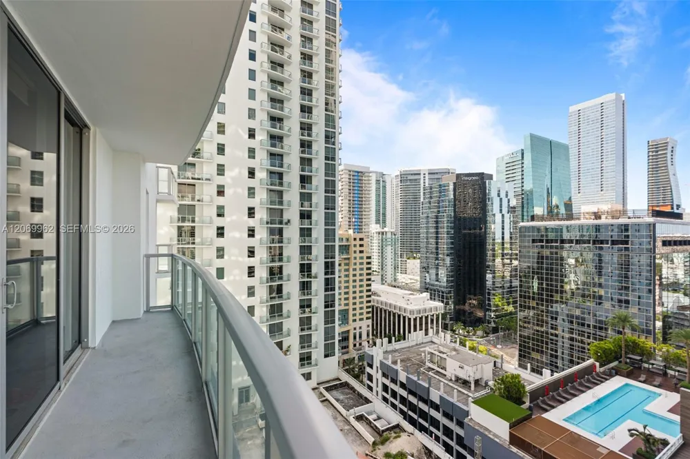 1050 Brickell Ave #2112 Miami, FL 33131
