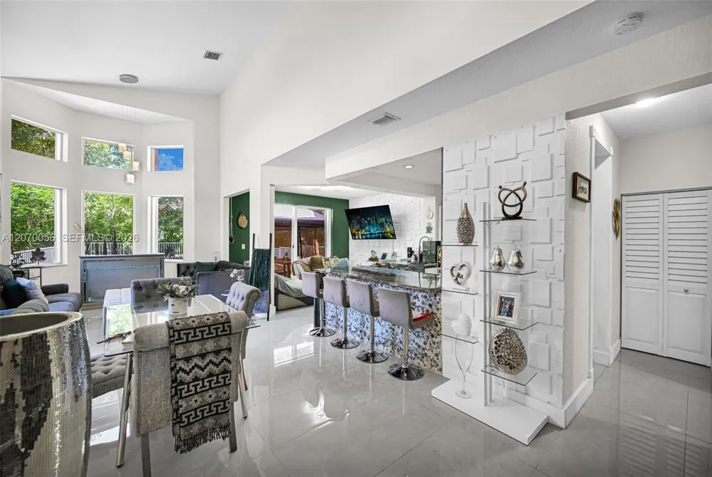 5691 NW 125th Ave Coral Springs, FL 33076