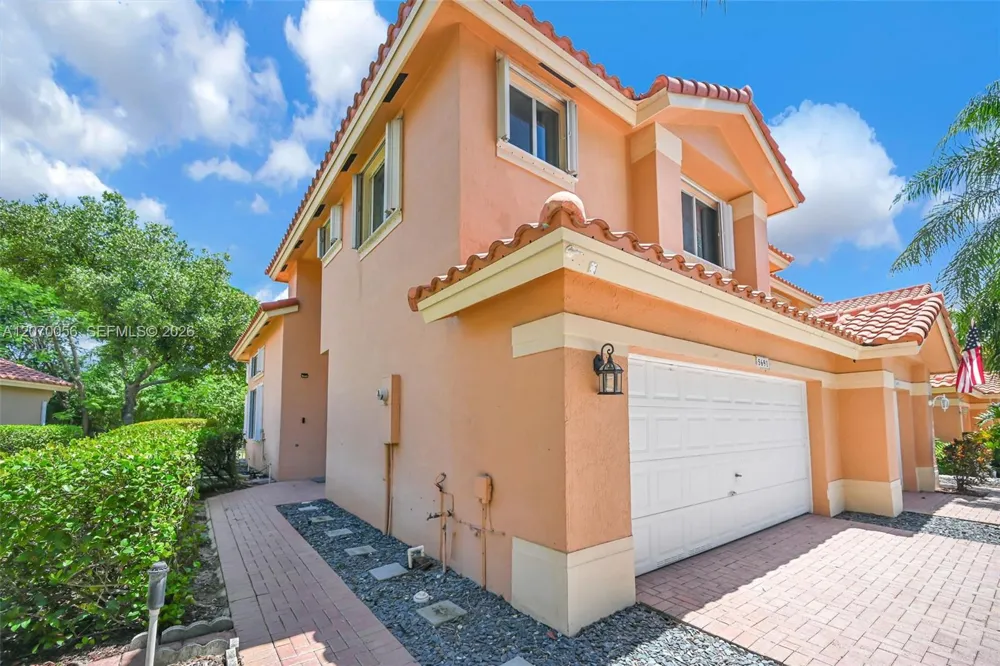5691 NW 125th Ave Coral Springs, FL 33076