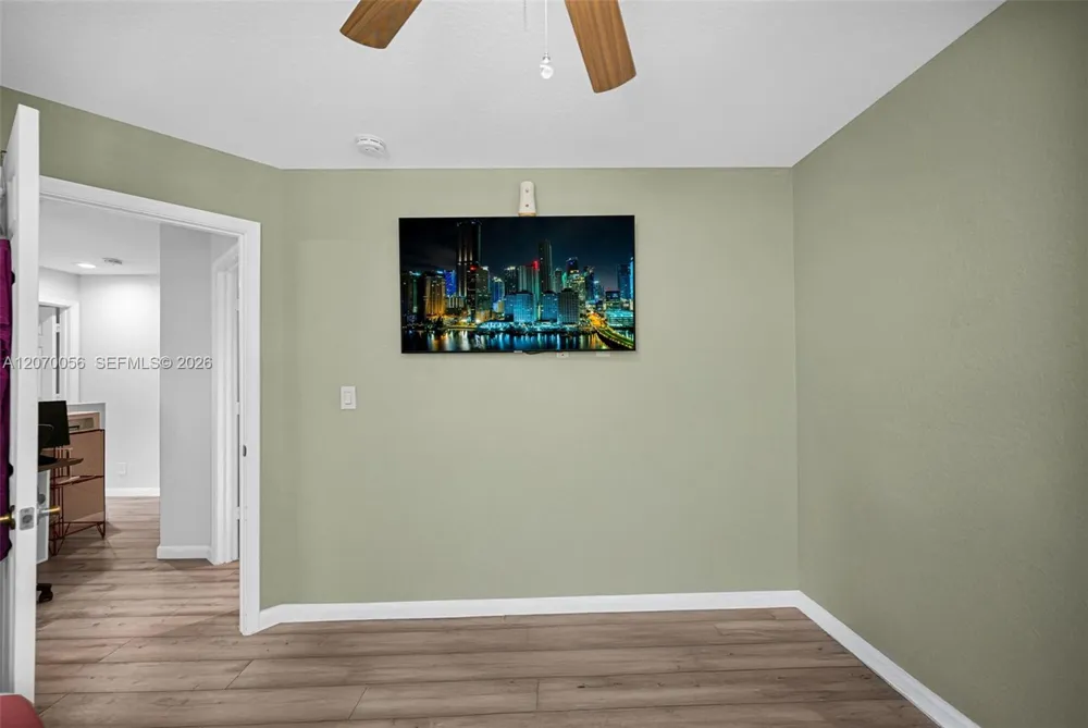 5691 NW 125th Ave Coral Springs, FL 33076