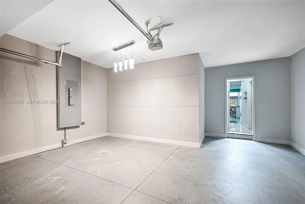 5691 NW 125th Ave Coral Springs, FL 33076