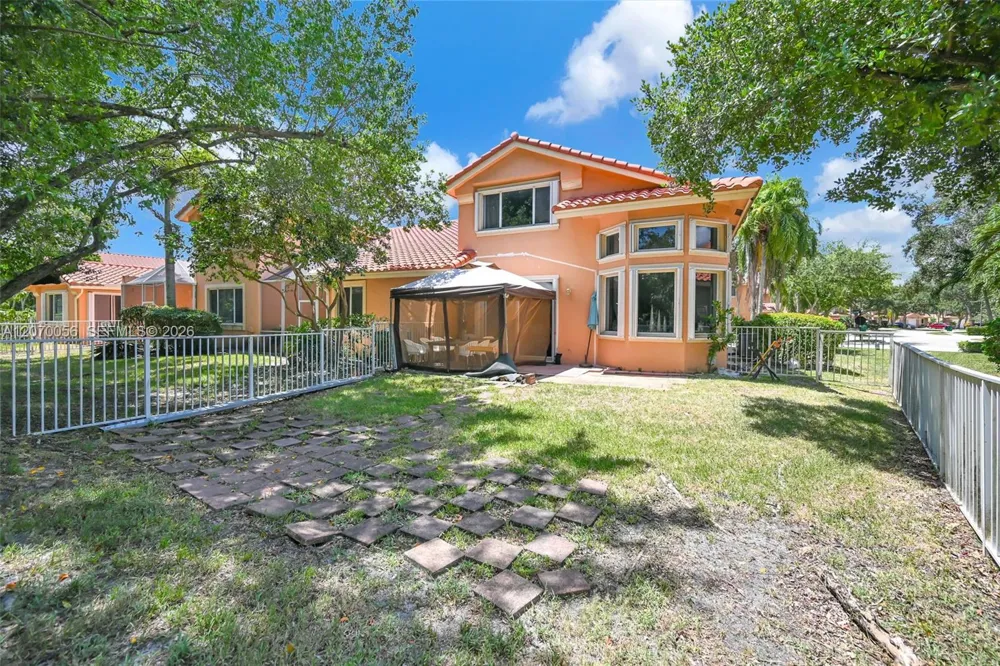 5691 NW 125th Ave Coral Springs, FL 33076