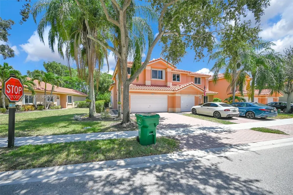 5691 NW 125th Ave Coral Springs, FL 33076
