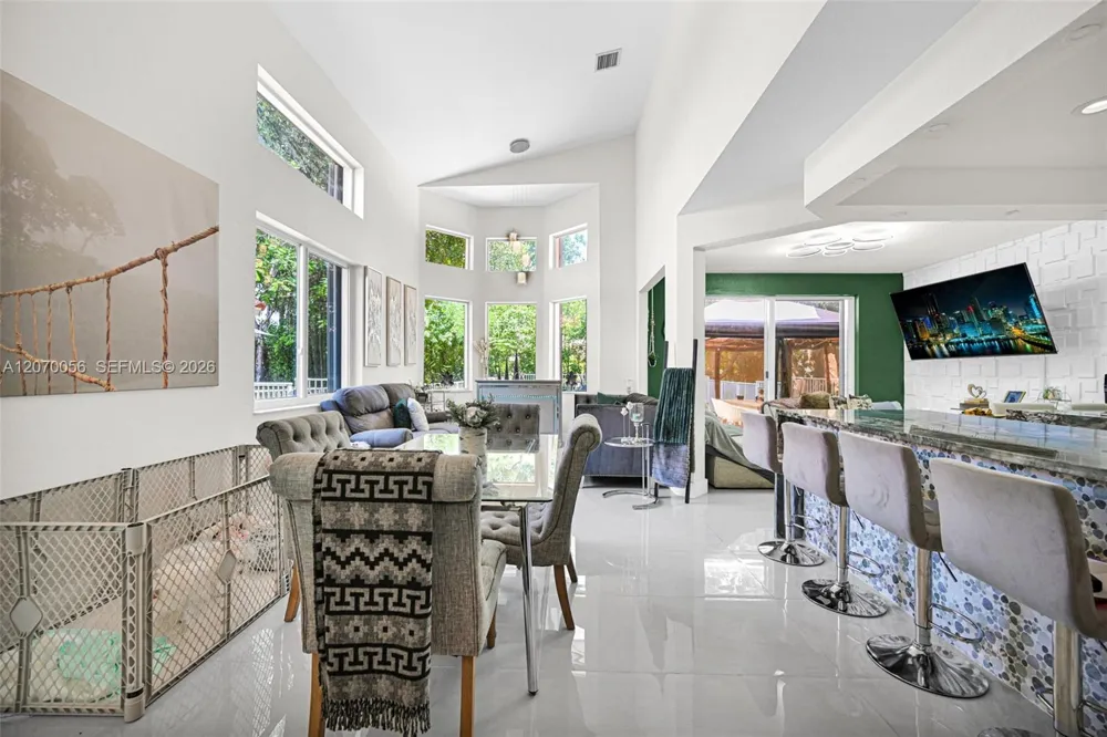 5691 NW 125th Ave Coral Springs, FL 33076