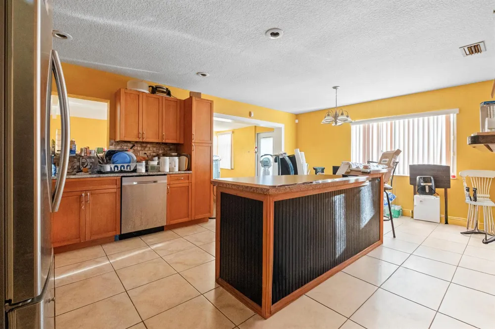4786 Pine Cone Lane West Palm Beach, FL 33417