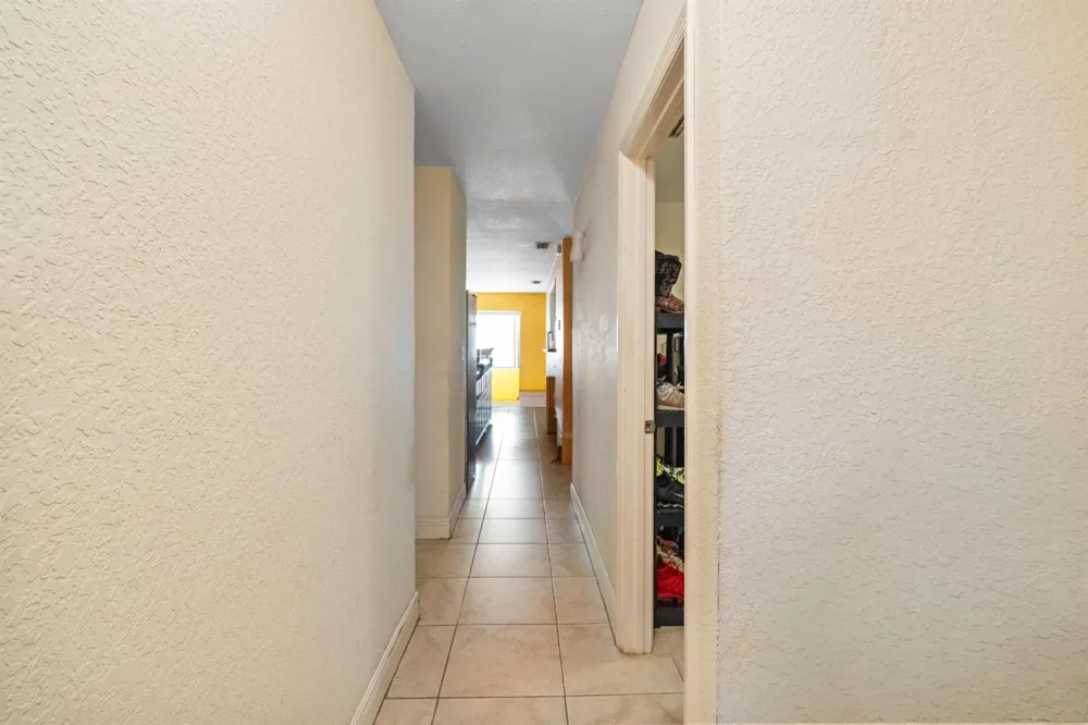 4786 Pine Cone Lane West Palm Beach, FL 33417