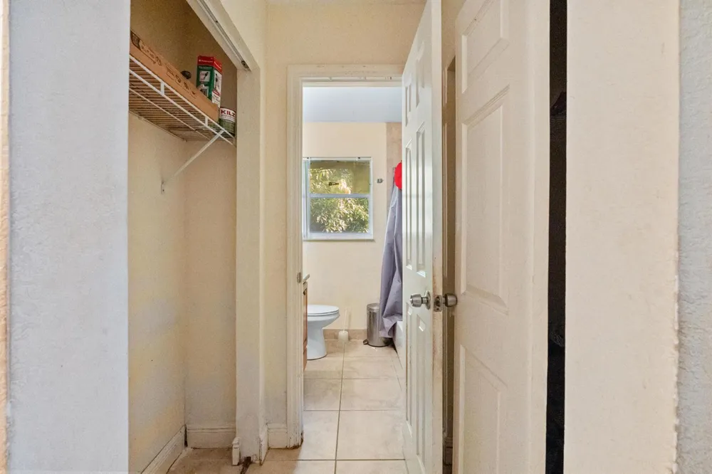 4786 Pine Cone Lane West Palm Beach, FL 33417