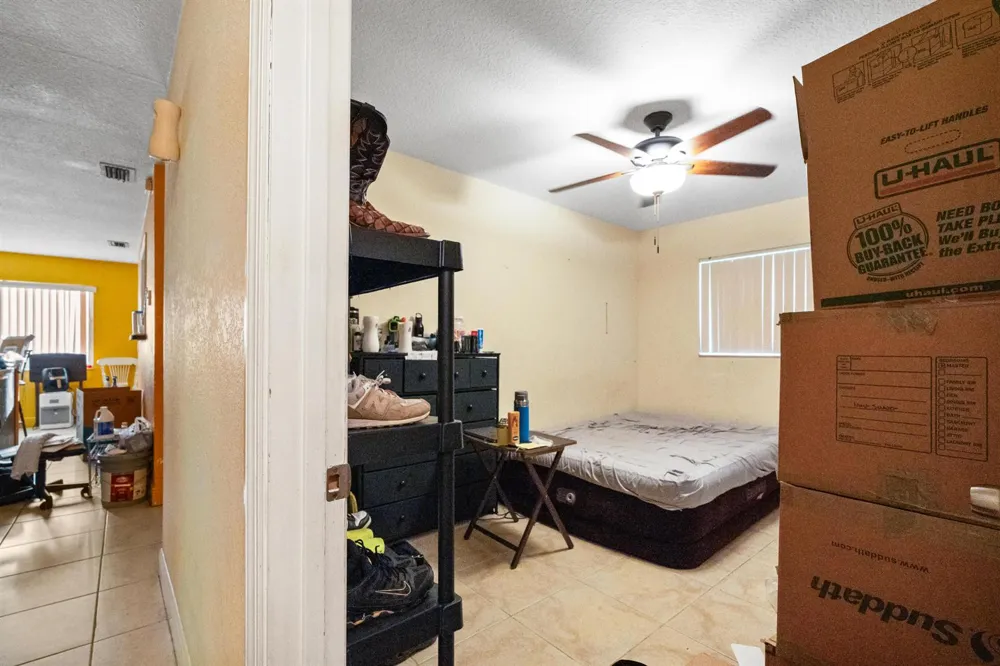 4786 Pine Cone Lane West Palm Beach, FL 33417