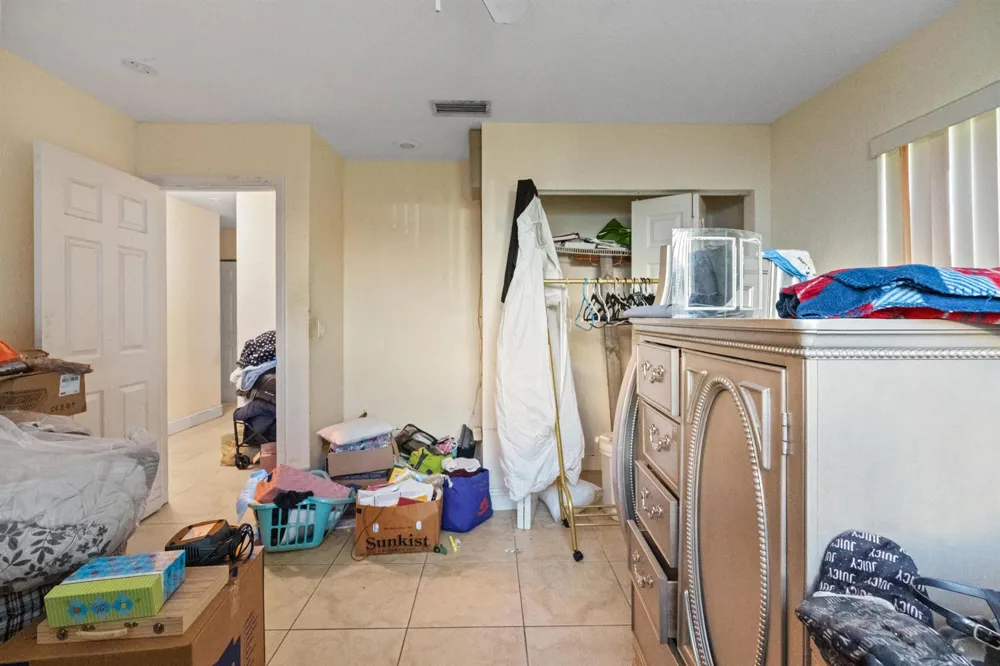 4786 Pine Cone Lane West Palm Beach, FL 33417