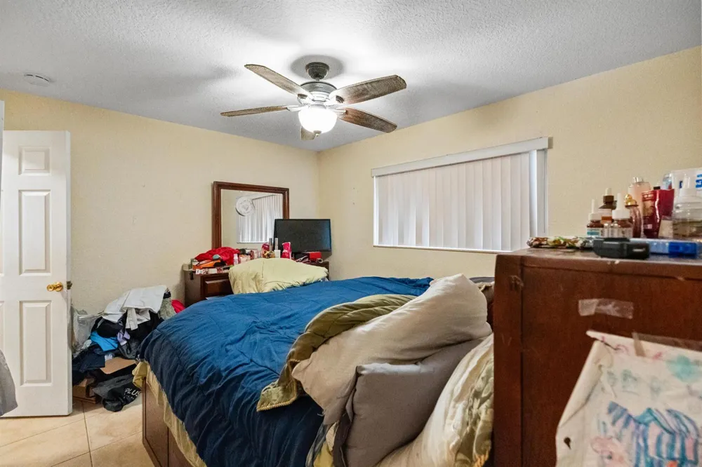 4786 Pine Cone Lane West Palm Beach, FL 33417