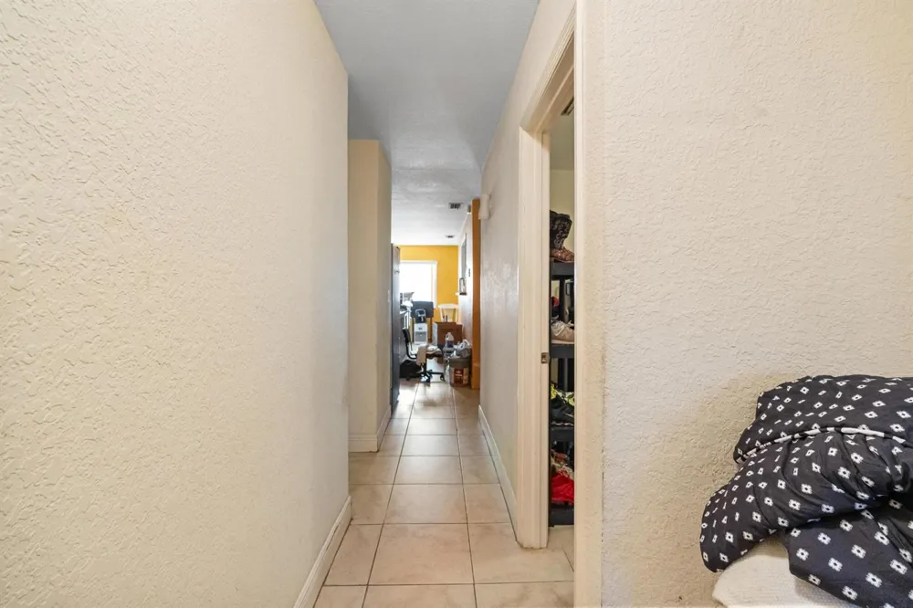 4786 Pine Cone Lane West Palm Beach, FL 33417