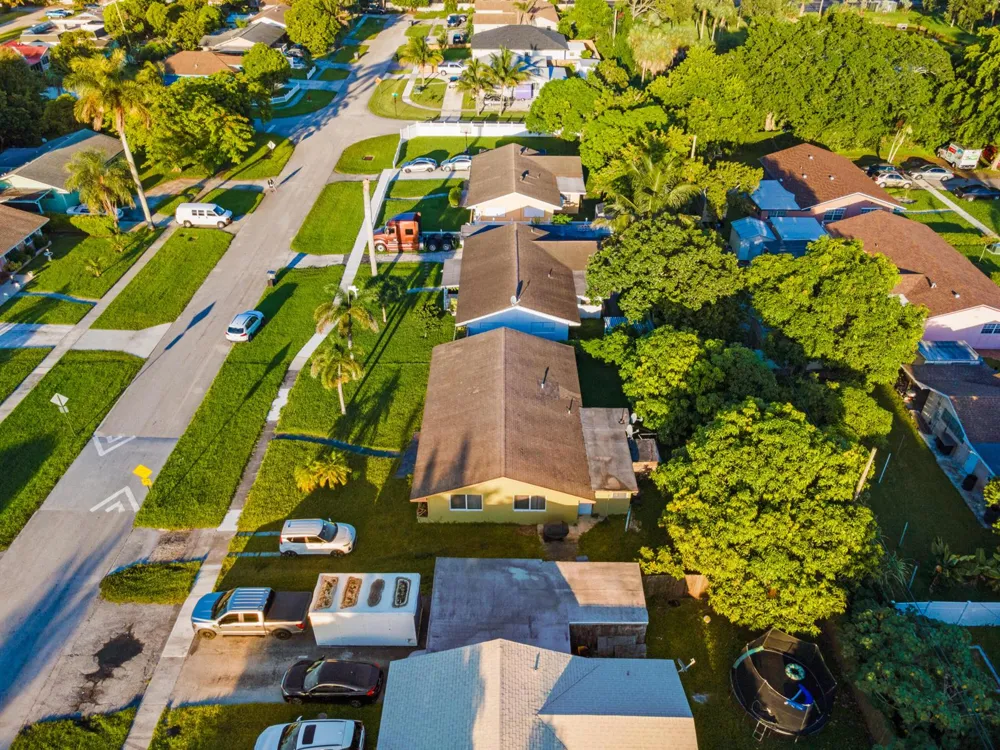 4786 Pine Cone Lane West Palm Beach, FL 33417