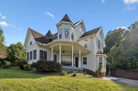 206 Collier Ave