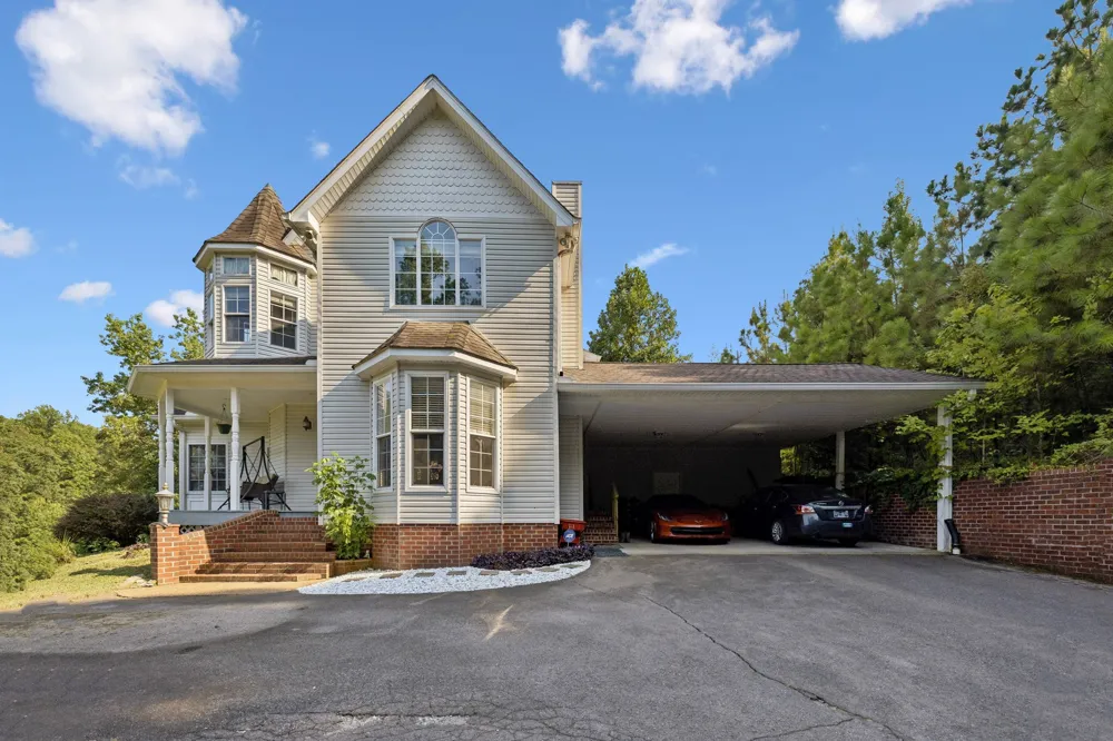 206 Collier Ave Waverly, TN 37185