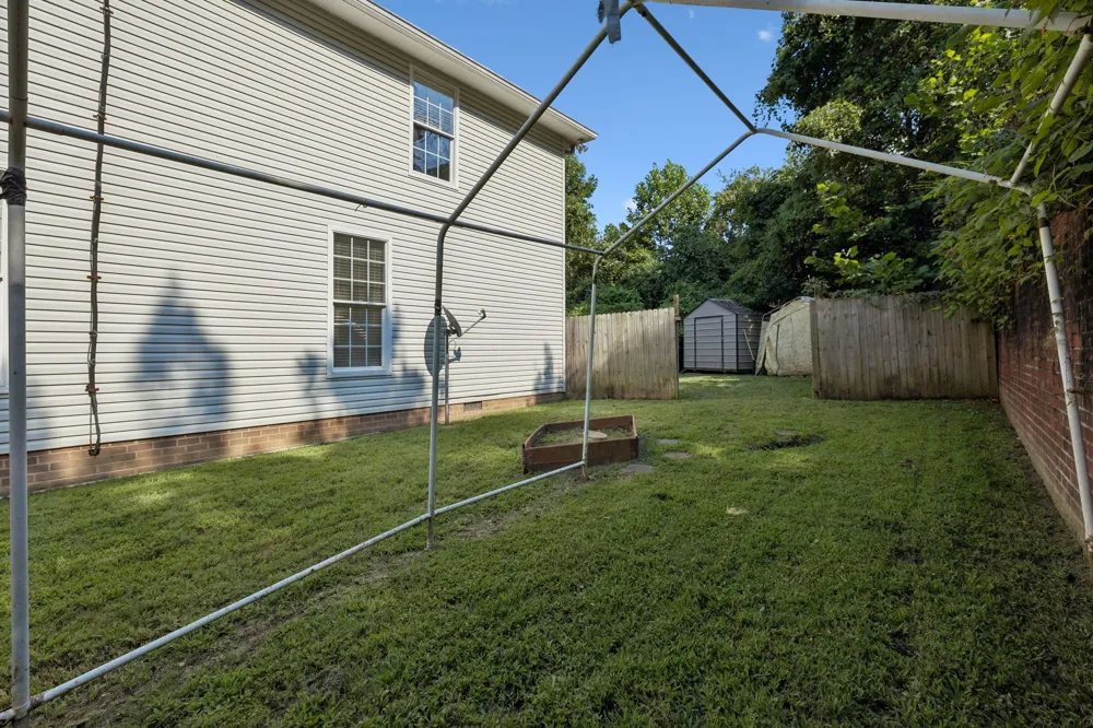 206 Collier Ave Waverly, TN 37185