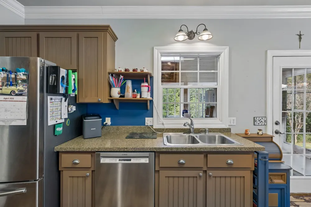 206 Collier Ave Waverly, TN 37185