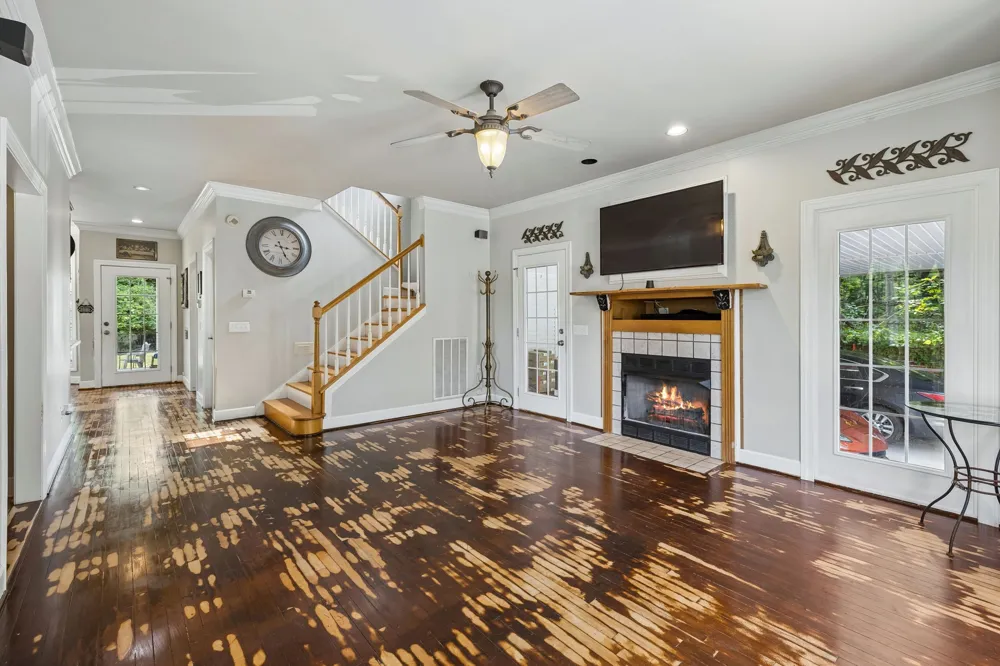 206 Collier Ave Waverly, TN 37185