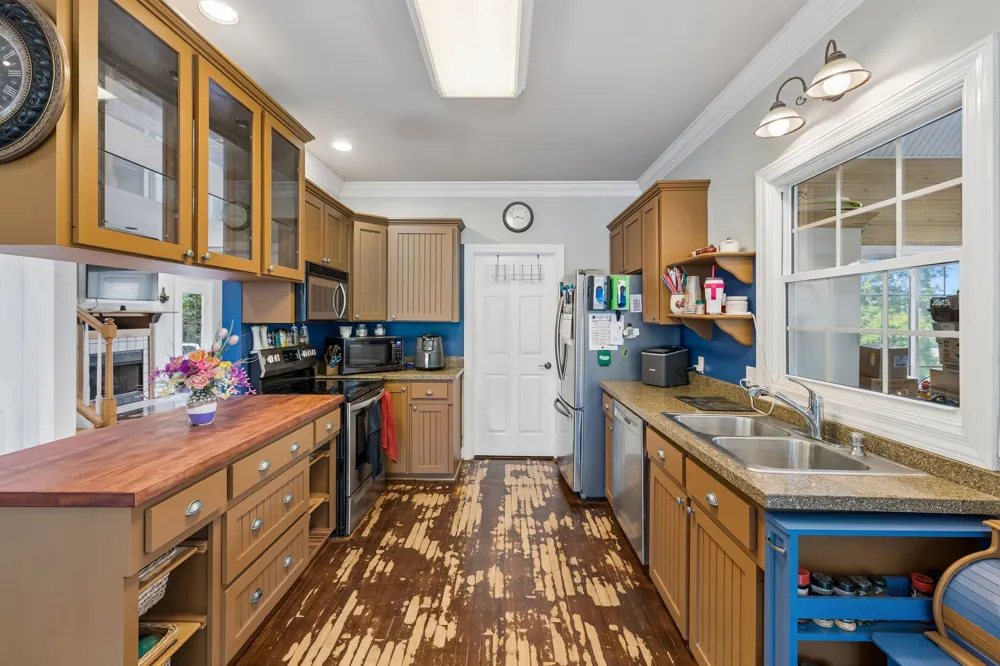 206 Collier Ave Waverly, TN 37185