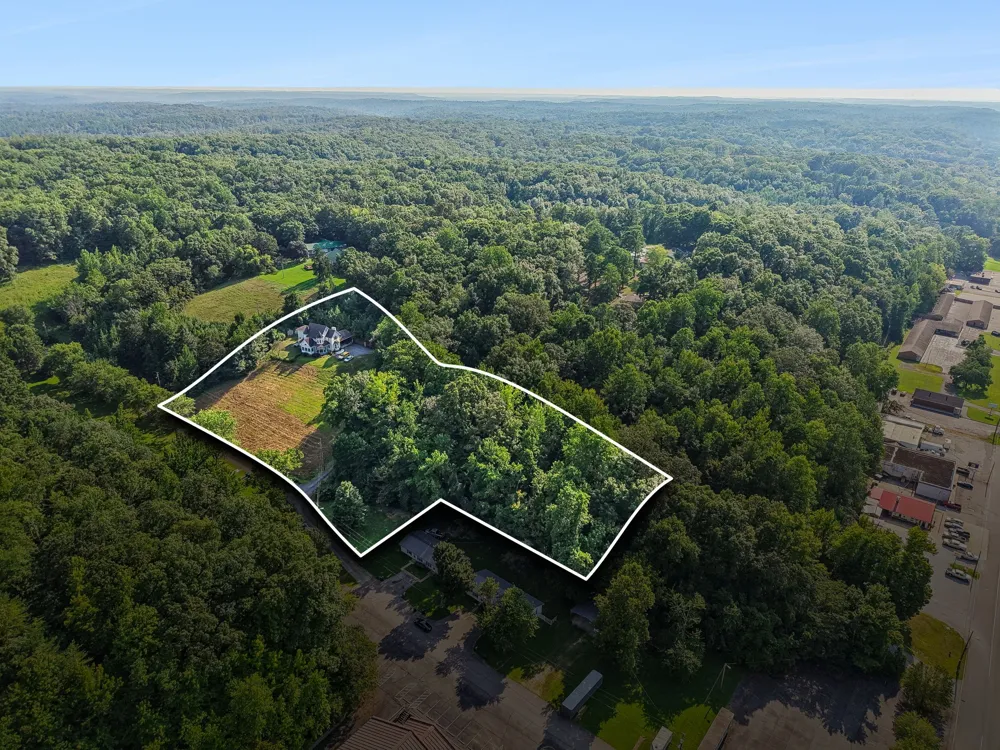 206 Collier Ave Waverly, TN 37185