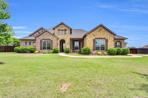 102 Willowbrook Drive