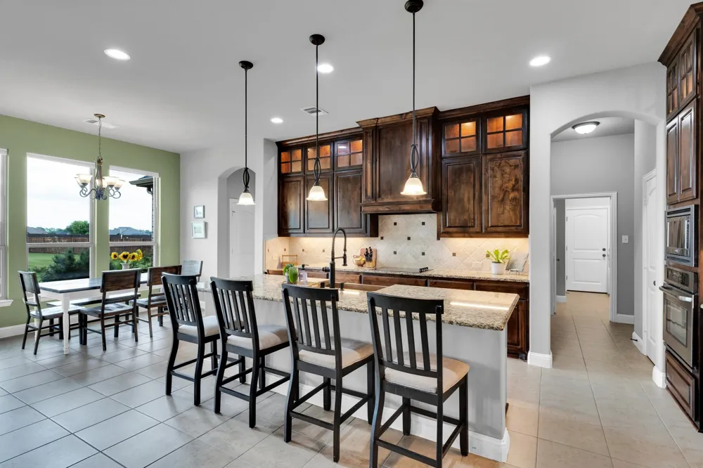 102 Willowbrook Drive Waxahachie, TX 75165