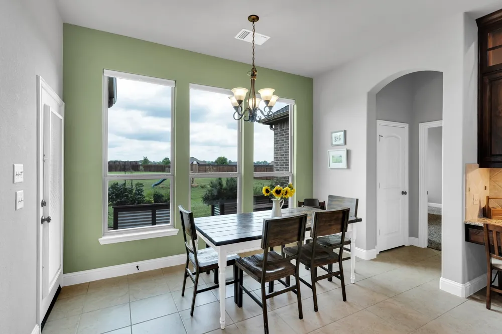 102 Willowbrook Drive Waxahachie, TX 75165