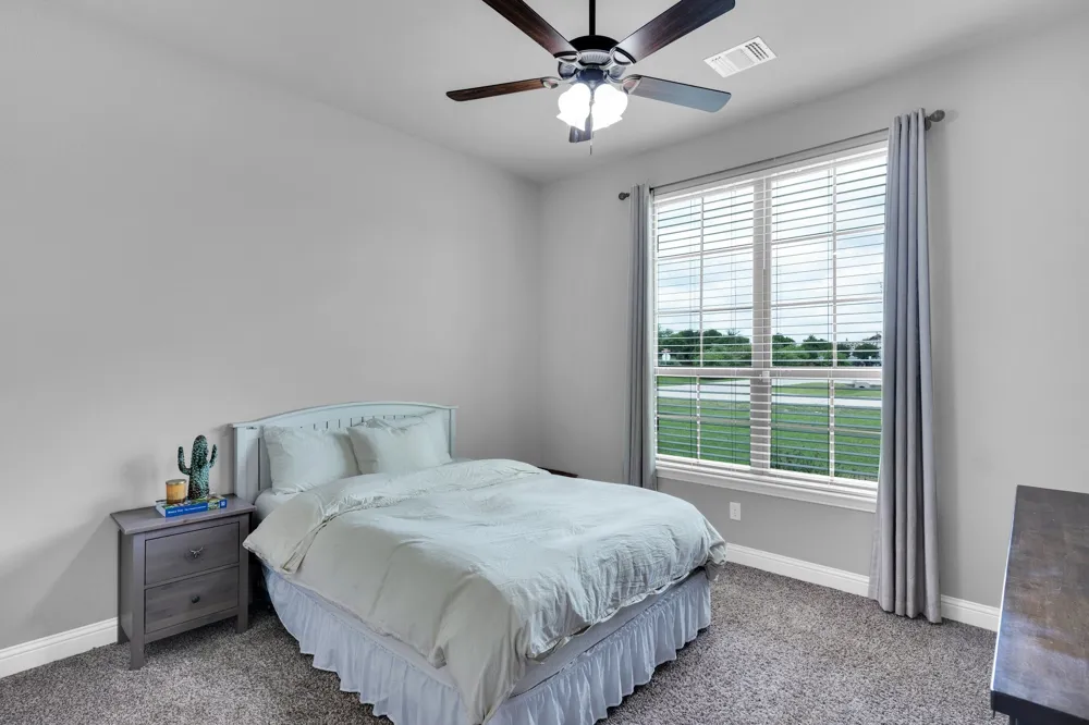 102 Willowbrook Drive Waxahachie, TX 75165