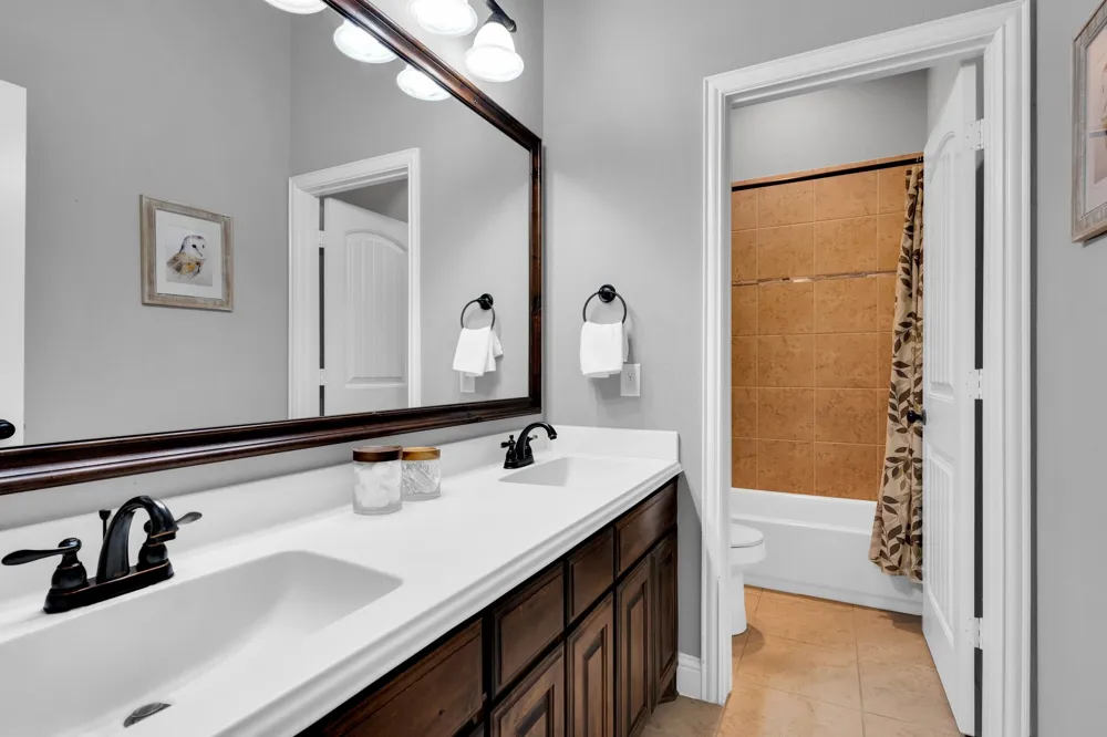 102 Willowbrook Drive Waxahachie, TX 75165