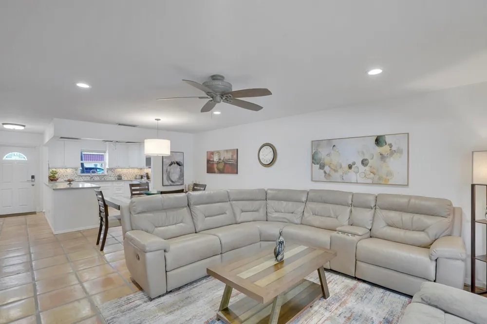 772 NANTUCKET CIRCLE #B Lake Worth, FL 33467