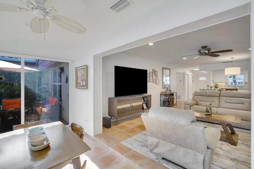 772 NANTUCKET CIRCLE #B Lake Worth, FL 33467