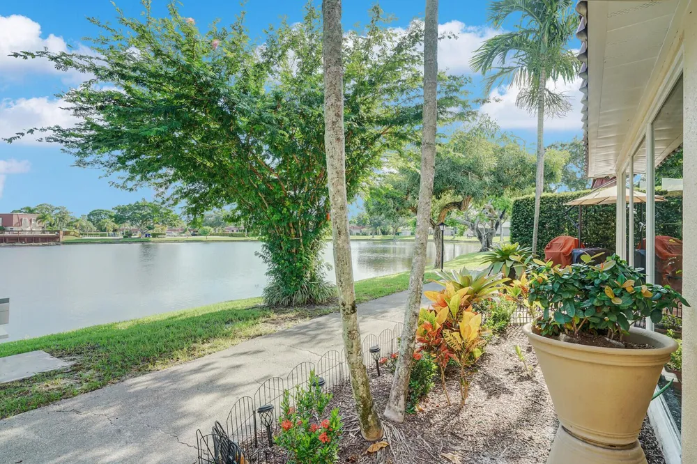 772 NANTUCKET CIRCLE #B Lake Worth, FL 33467