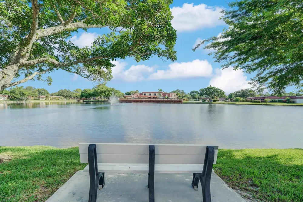 772 NANTUCKET CIRCLE #B Lake Worth, FL 33467