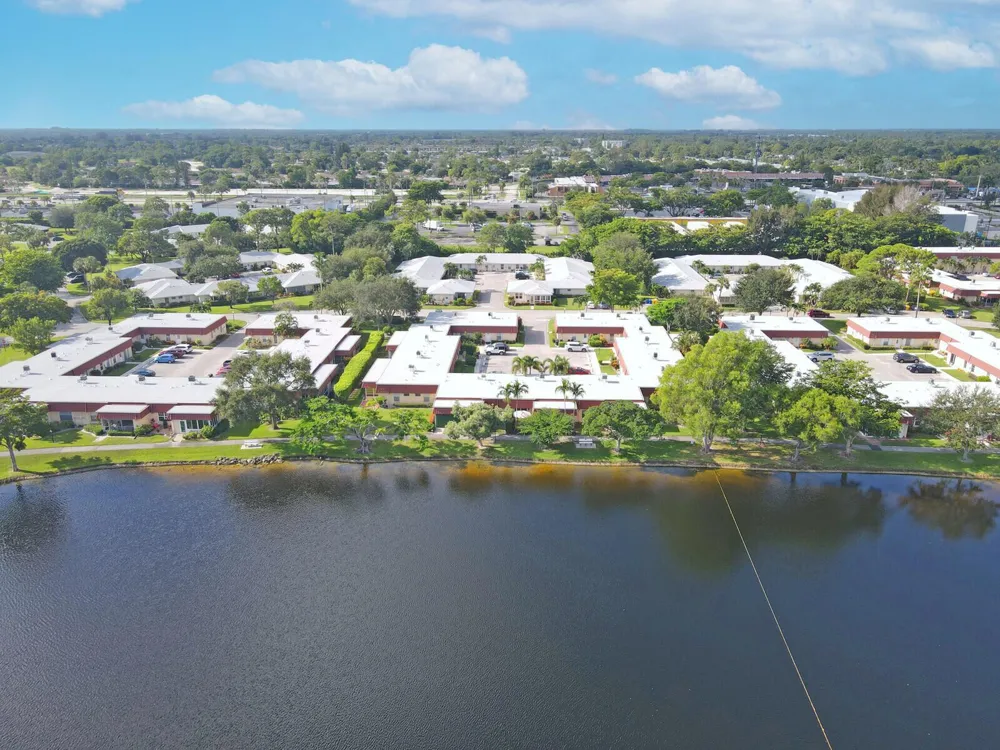 772 NANTUCKET CIRCLE #B Lake Worth, FL 33467