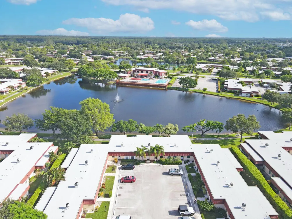 772 NANTUCKET CIRCLE #B Lake Worth, FL 33467