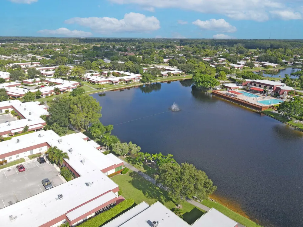 772 NANTUCKET CIRCLE #B Lake Worth, FL 33467
