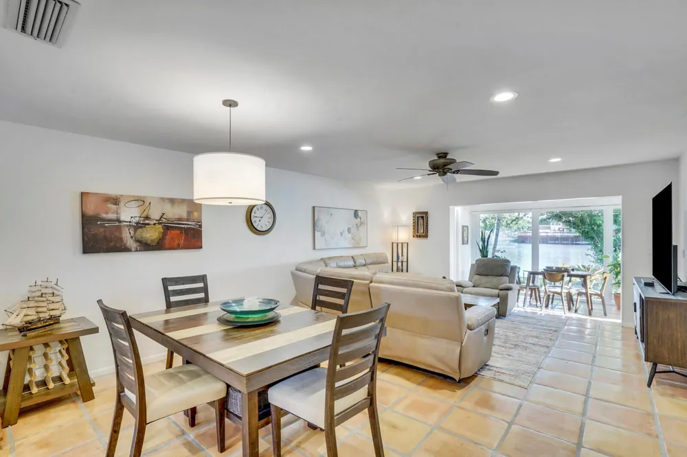 772 NANTUCKET CIRCLE #B Lake Worth, FL 33467