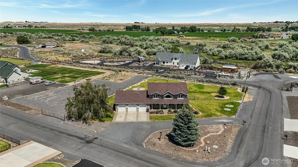5621 Road J.4 NE Moses Lake, WA 98837