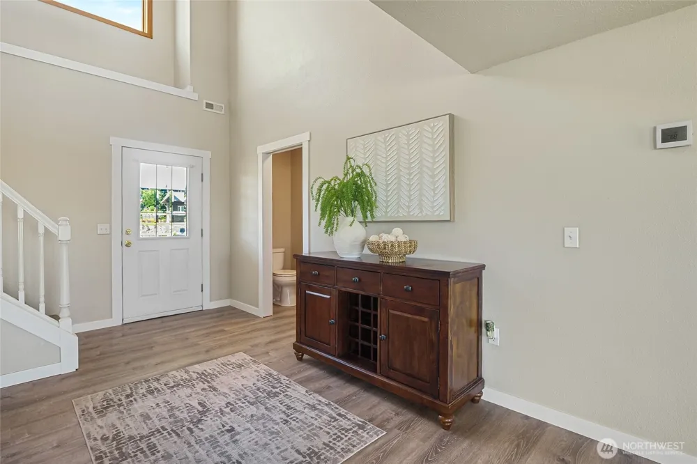 5621 Road J.4 NE Moses Lake, WA 98837