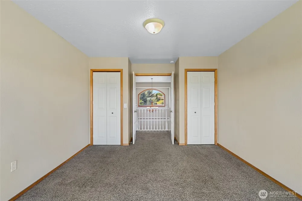 5621 Road J.4 NE Moses Lake, WA 98837