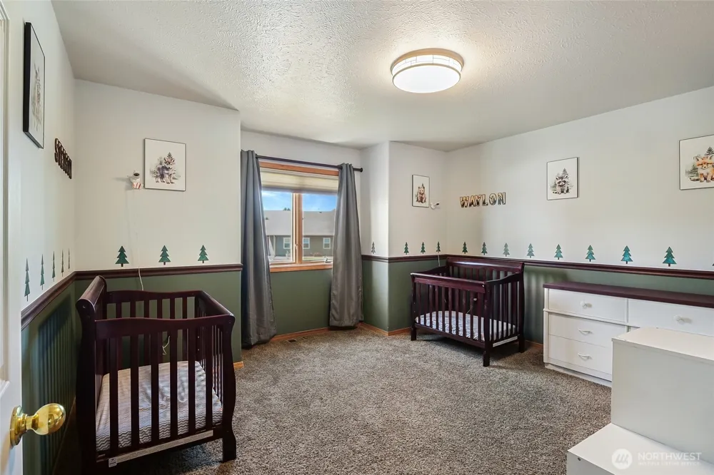 5621 Road J.4 NE Moses Lake, WA 98837